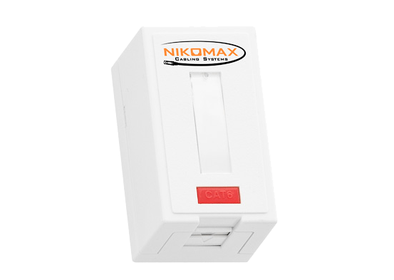 Розетка настенная 1 порт RJ-45 Nikomax, CAT5e, неэкранированная, со шторкой, белая