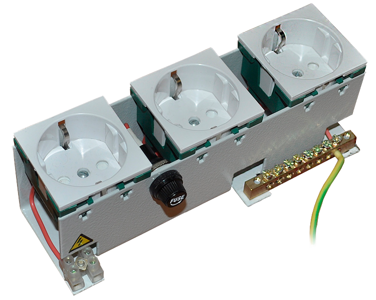 Блок розеток в ШДС Ижтехноком